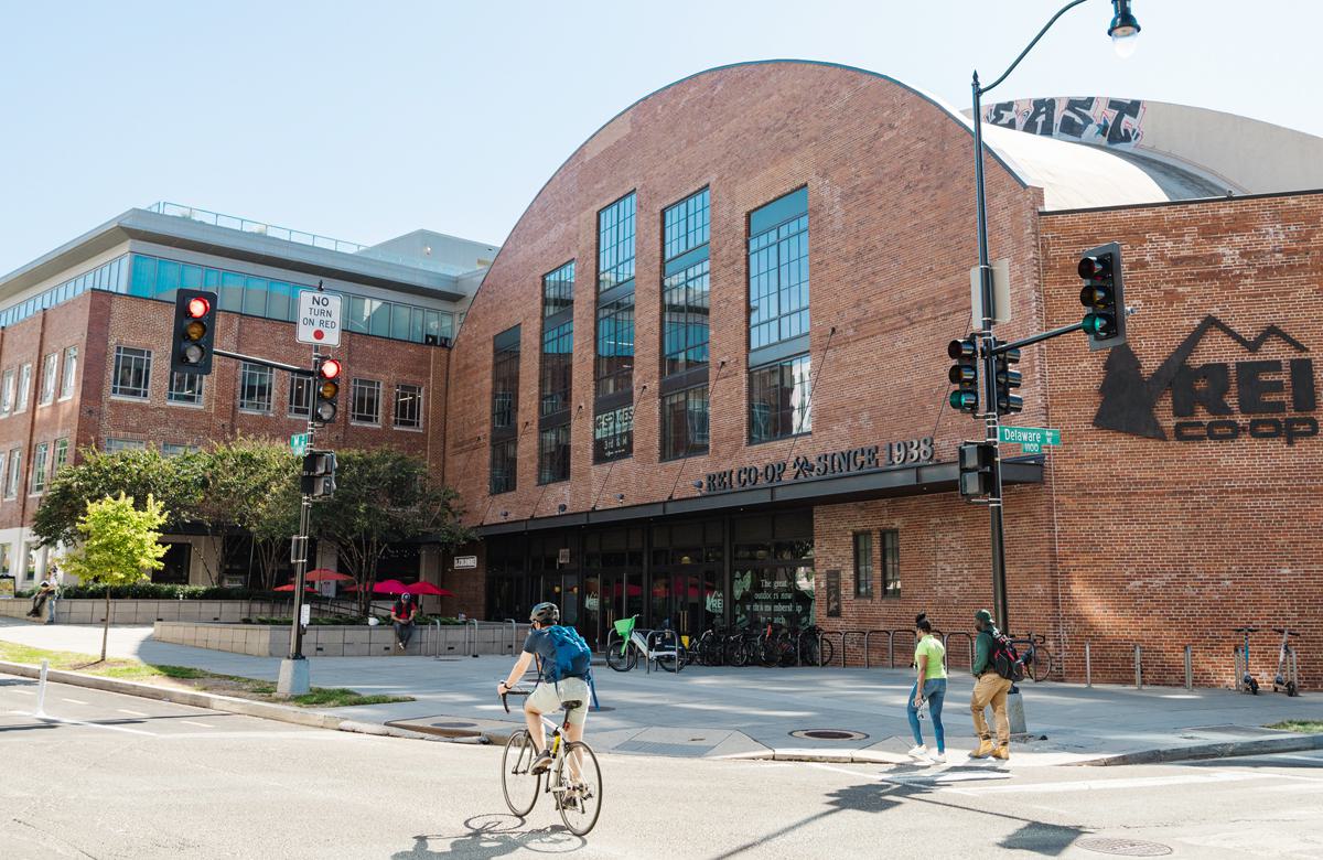 The Hale Best Luxury Apartments in Noma, Washington DC