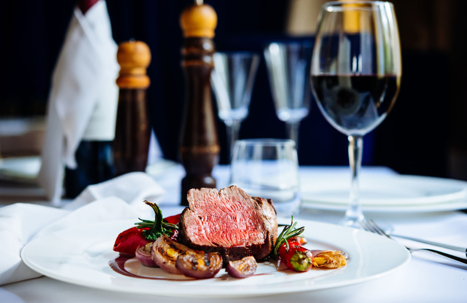 Fine Dining Restaurant - Altana Apts