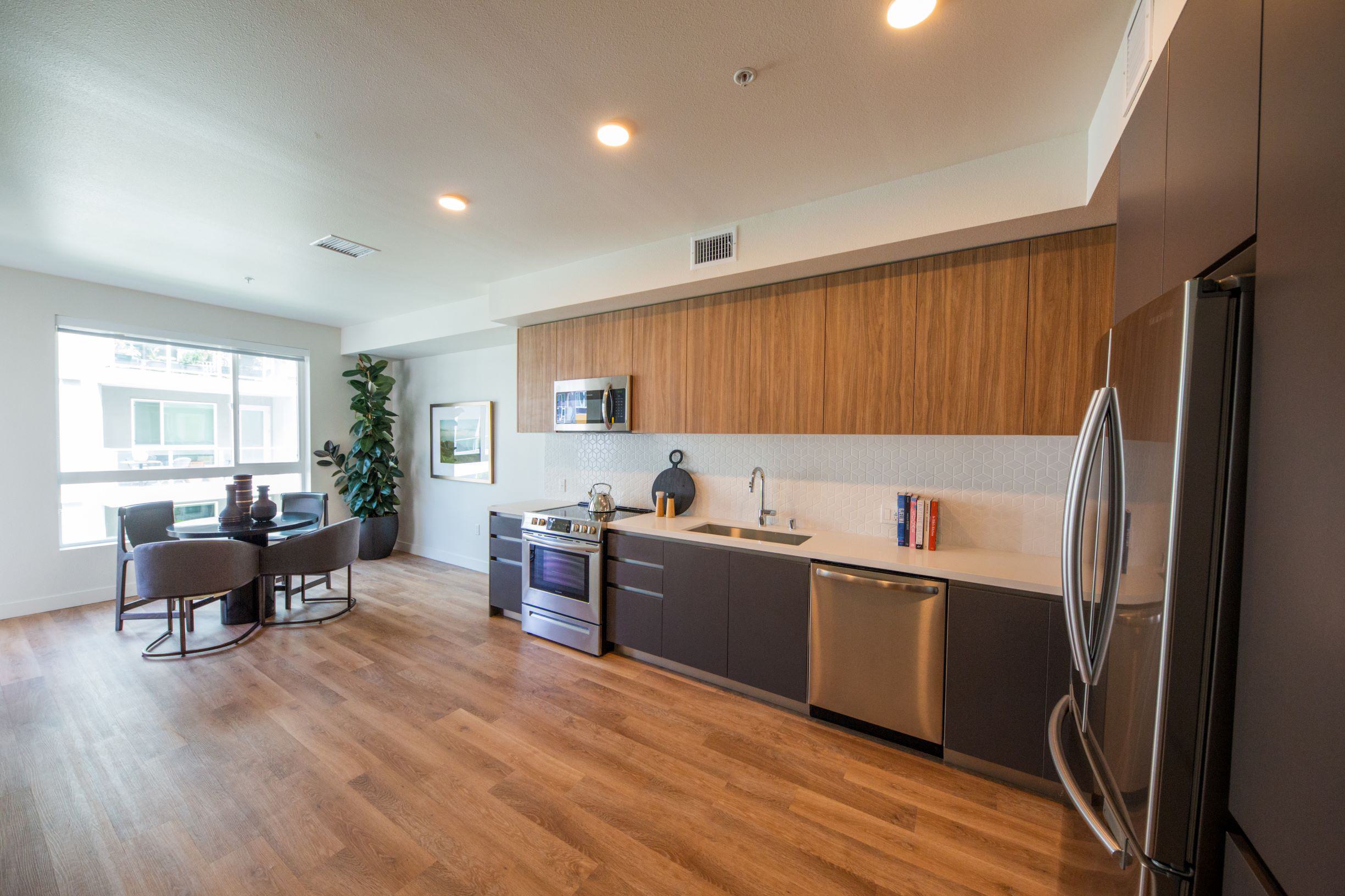 New Luxury Apartments & Townhomes near Culver City VOX