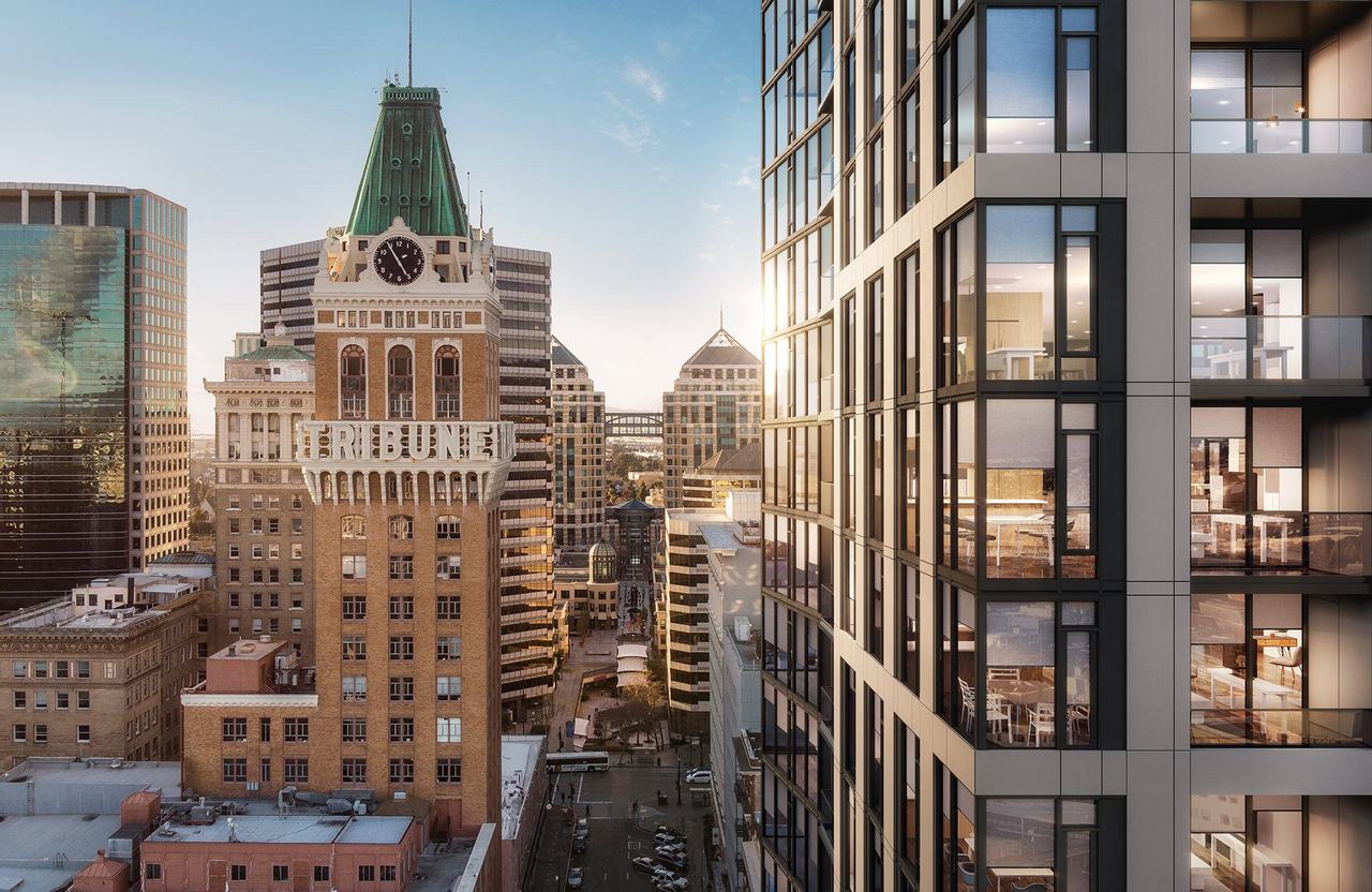 Commuting from Downtown Oakland on BART Atlas Apartments