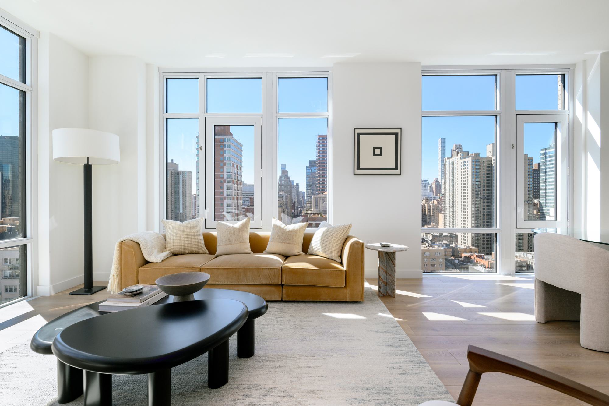 ミロスラフ・ ヴィトウス New York City US 12 70756063525 - Henry Schein Medical