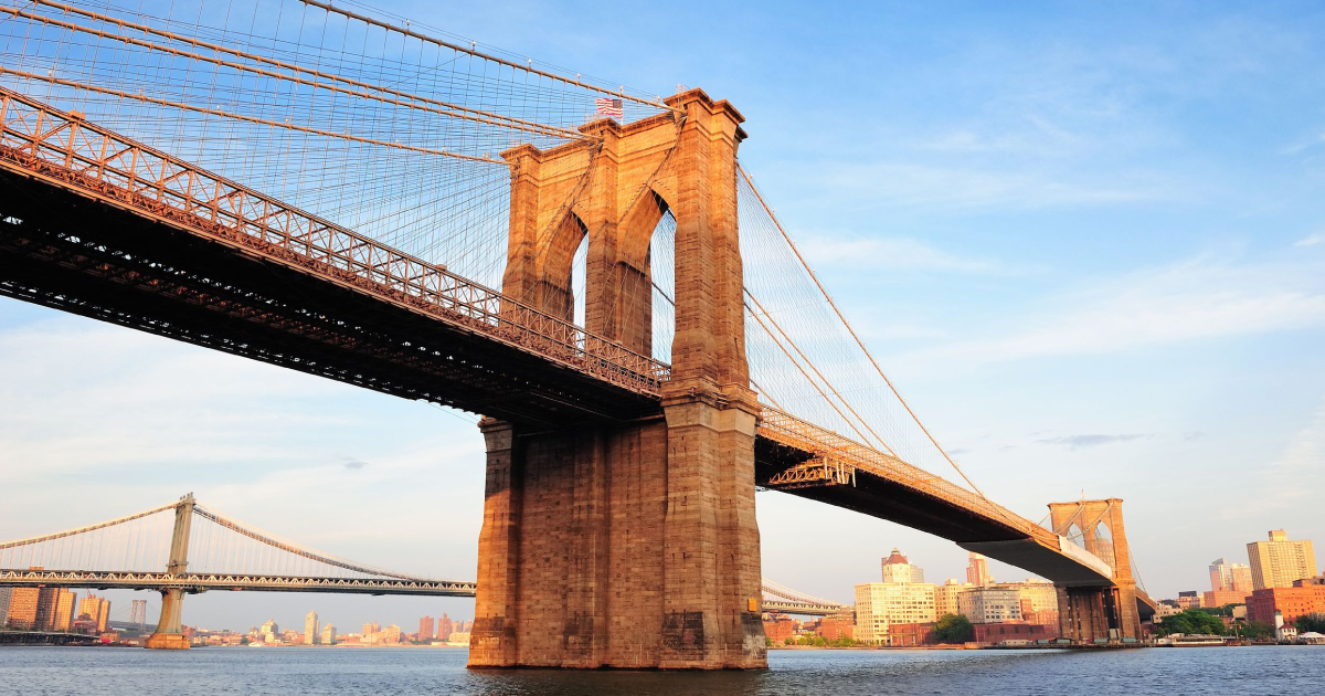 Weird And Amusing Facts About The Brooklyn Bridge