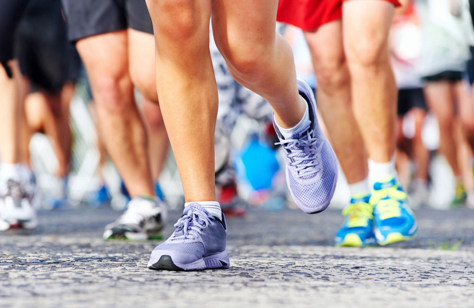 people in a run race atelier los angeles