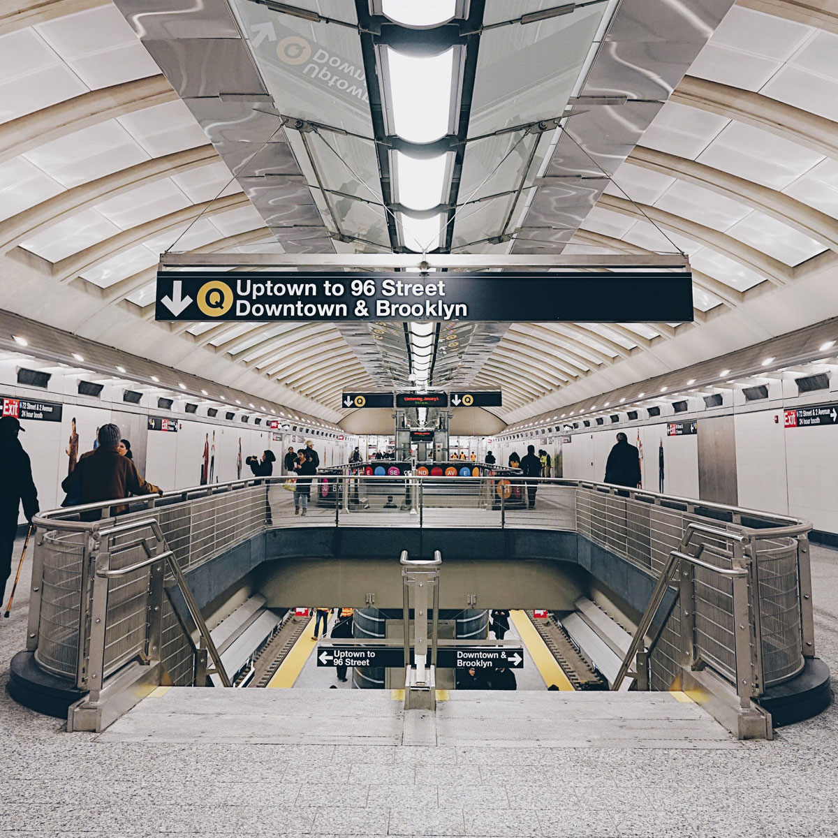 image of the subway interior at the top of the stairs to go down to the train - Renoir House neighborhood