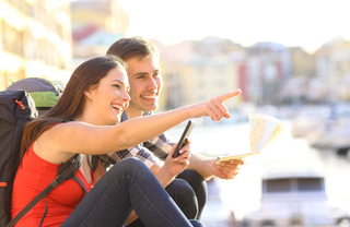 couple sightseeing