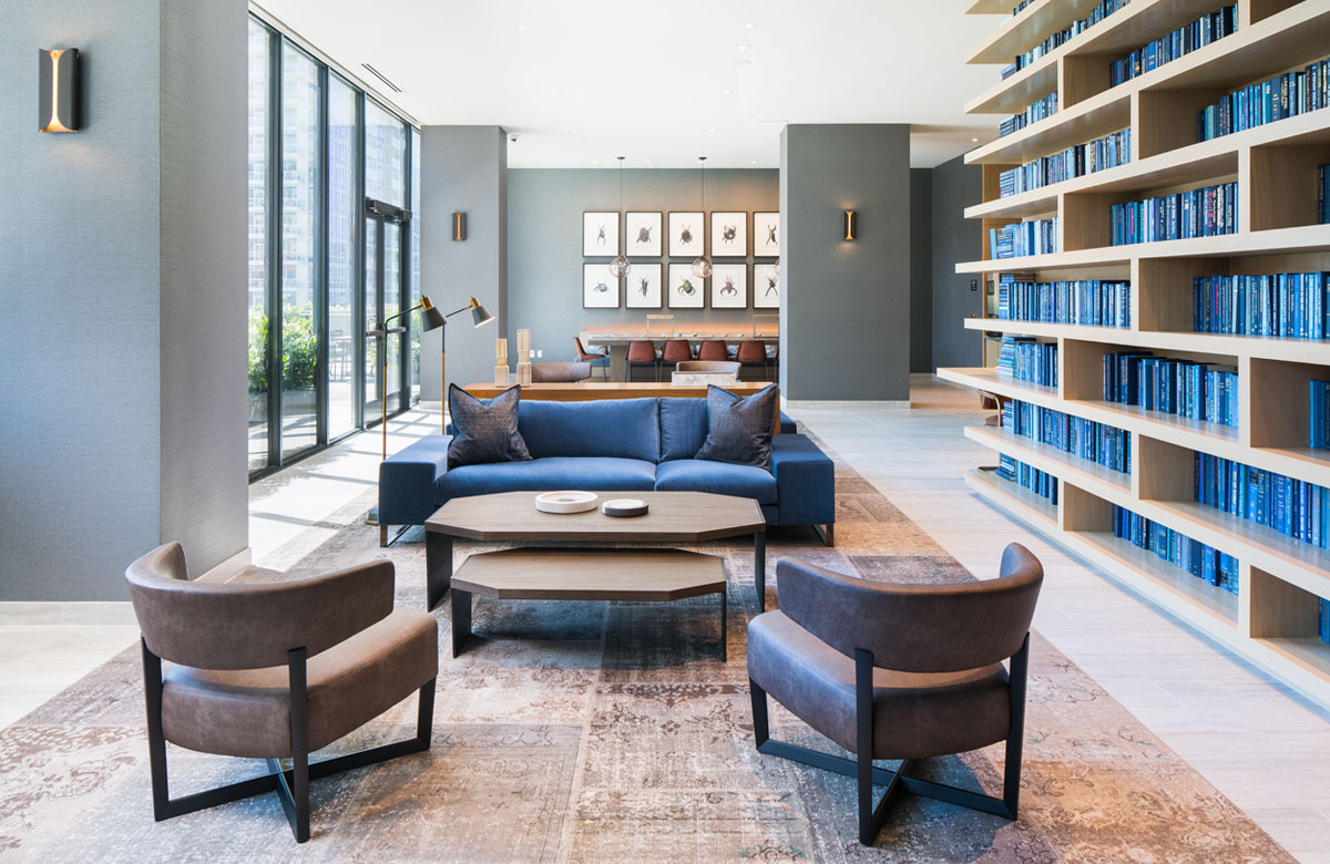 Billiard table in the Atelier lounge area